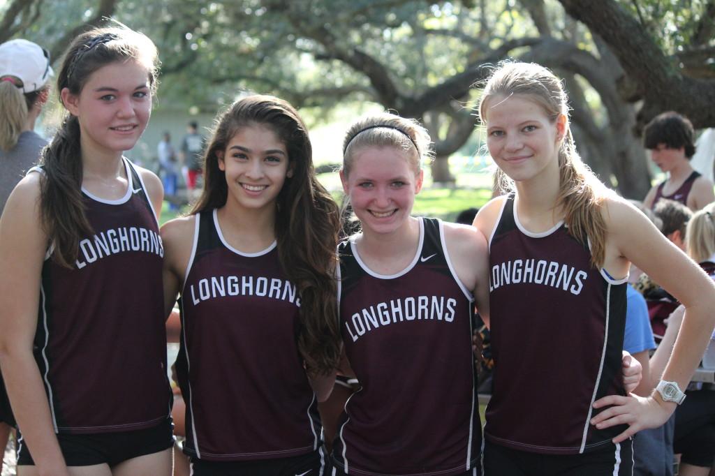 Cross Country Sweeps District Meet