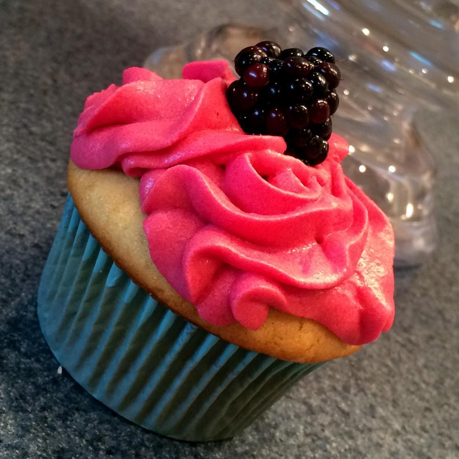 Lemon Cupcakes with Blackberry Buttercream