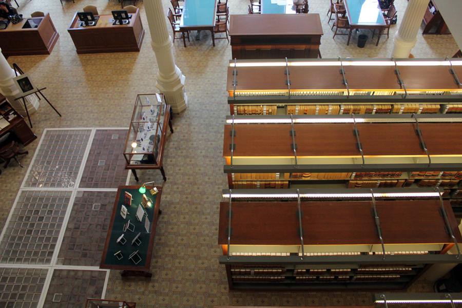 The Texas Capitol library. 