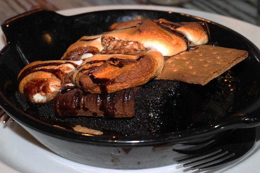 Campfire S'mores at Joe's Crab Shack on the Riverwalk.