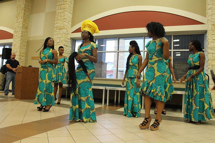 African Wedding Dance