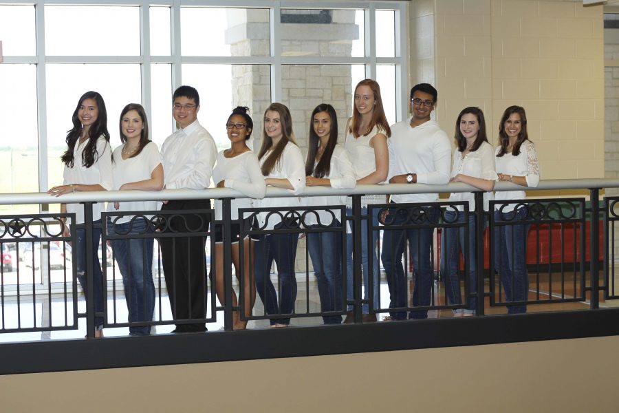 Chloe Osterreich, Laura Green (Salutatorian), Jerry Yang (Valedictorian), Alessandra Jara, Sarah DeNeefe, Lupita Nowak, Martha Czernuszenko, Hasnain Ali, Grace Elliott, Caroline Jennings