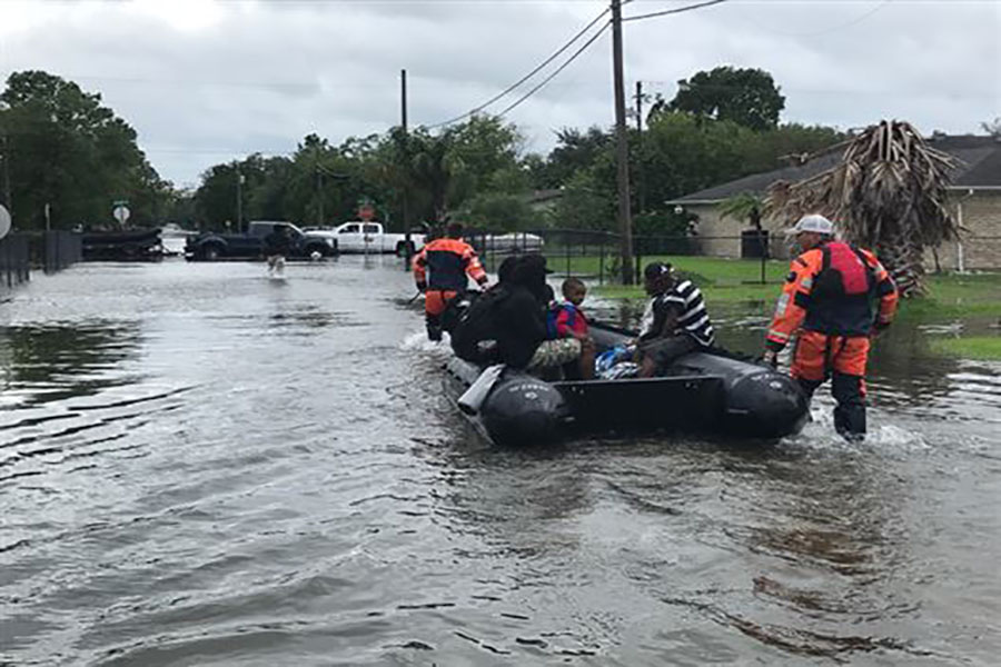 https://commons.wikimedia.org/wiki/File:Texas_Army_National_Guard_Hurricane_Harvey_Response.jpg 