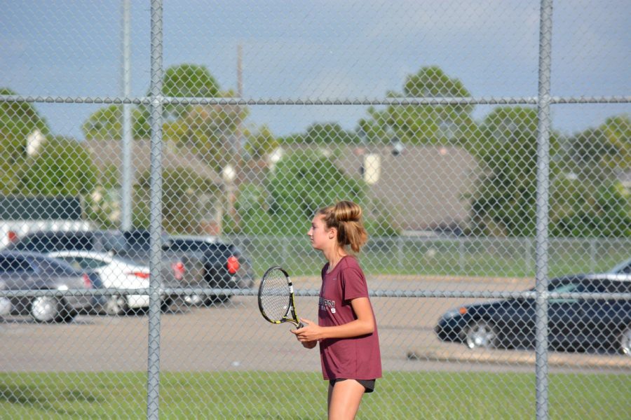 Jenna Lappiere awaits her opponents serve.