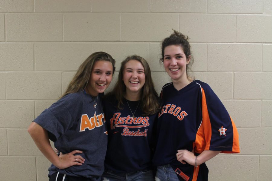 Friends Anne, Abby Brown, and Emma Watson  get together to support the Astros  