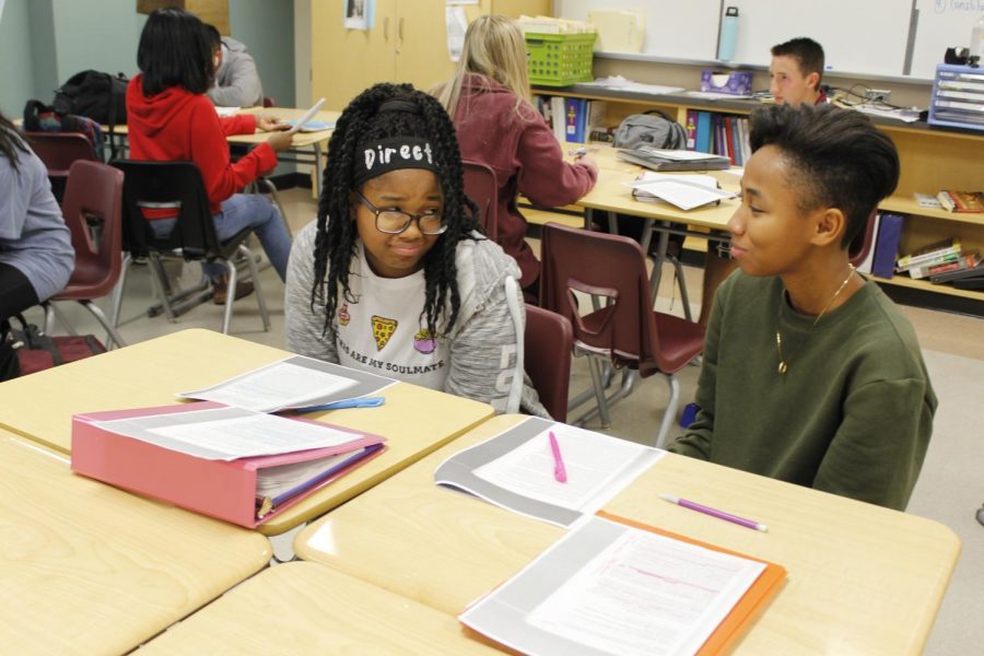 Brie Walker & Venus Ferguson (11)
Procrastinating on whether to do work or not.