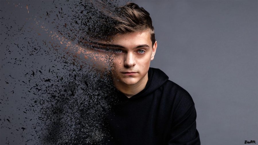 https://www.pexels.com/photo/dispersion-effect-martin-garrix-photoshop-801895/