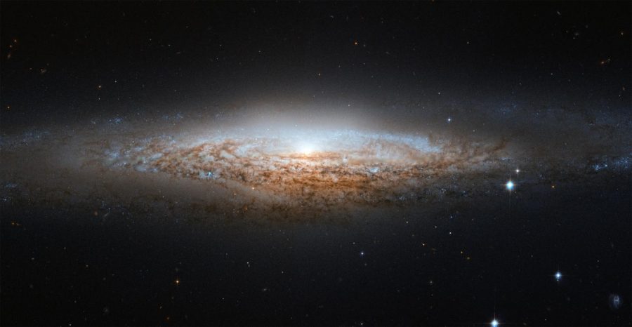 https%3A%2F%2Fcommons.wikimedia.org%2Fwiki%2FFile%3ANGC_2683_Spiral_galaxy.jpg