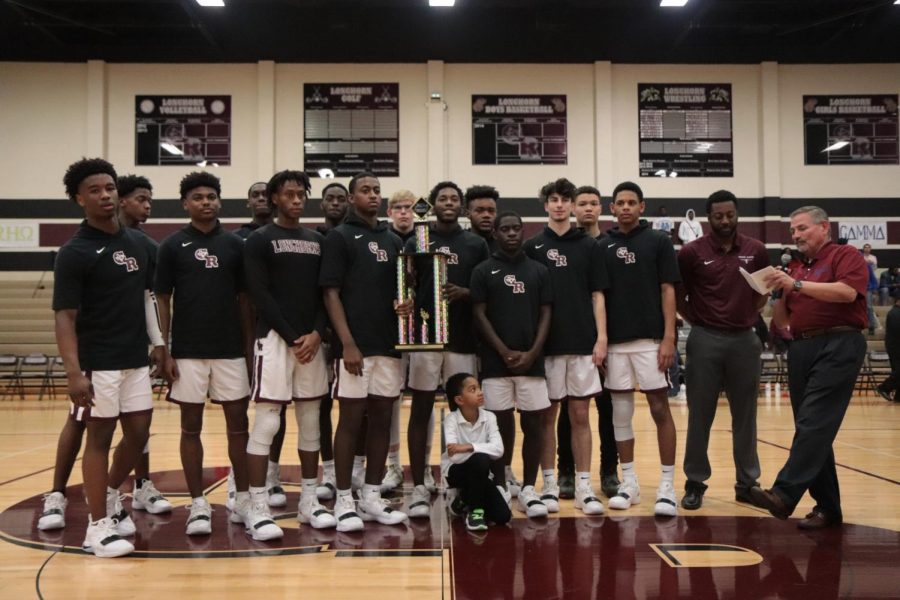 The Varsity Boys Basketball team won the Team of the Week  award! 