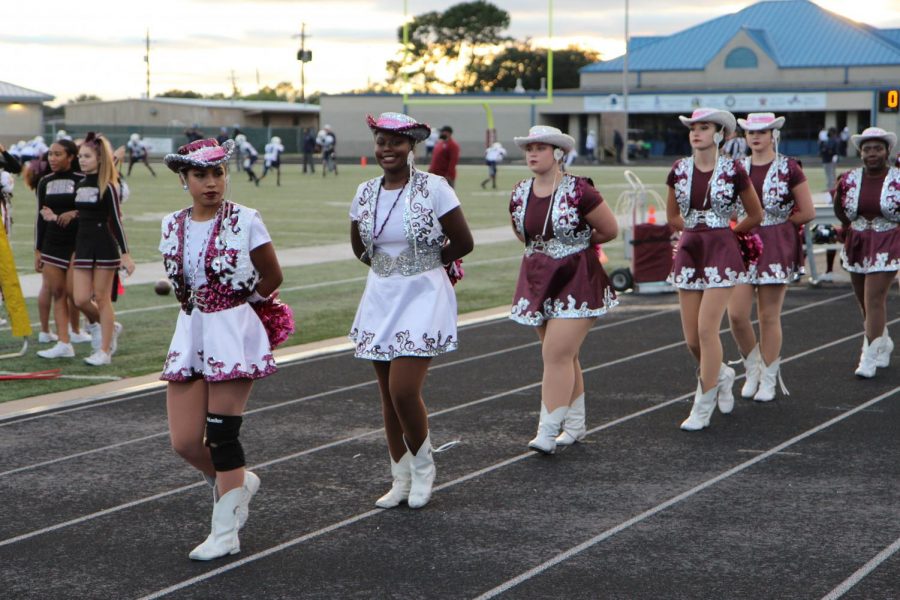 The Lariettes at the homecoming game.
