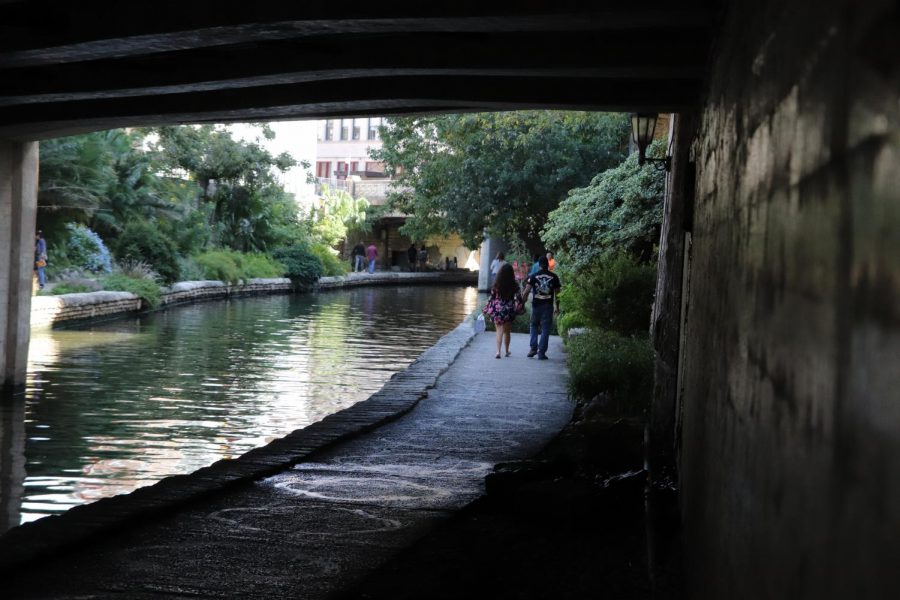 River walk lovers