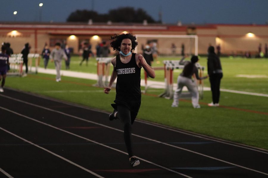 Rogelio Hernandez (10) put every ounce of his remaining energy into this last stretch. His hard work payed off with a new PR.