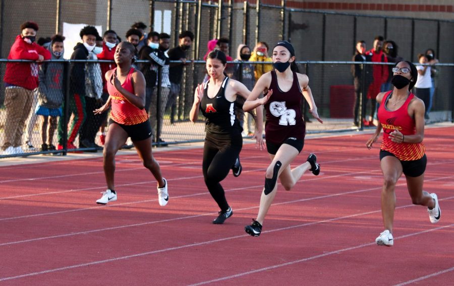 Jackie Alvarez (10) used all of her might as she ran the 100m. 