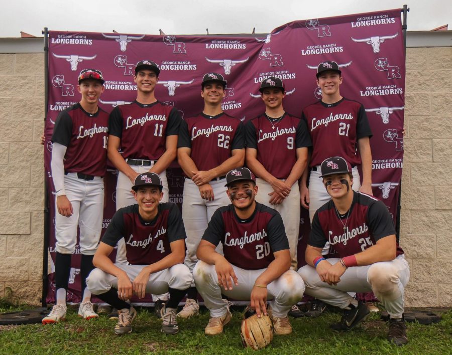 The 2021 Seniors come together for their last home game of their high school career.