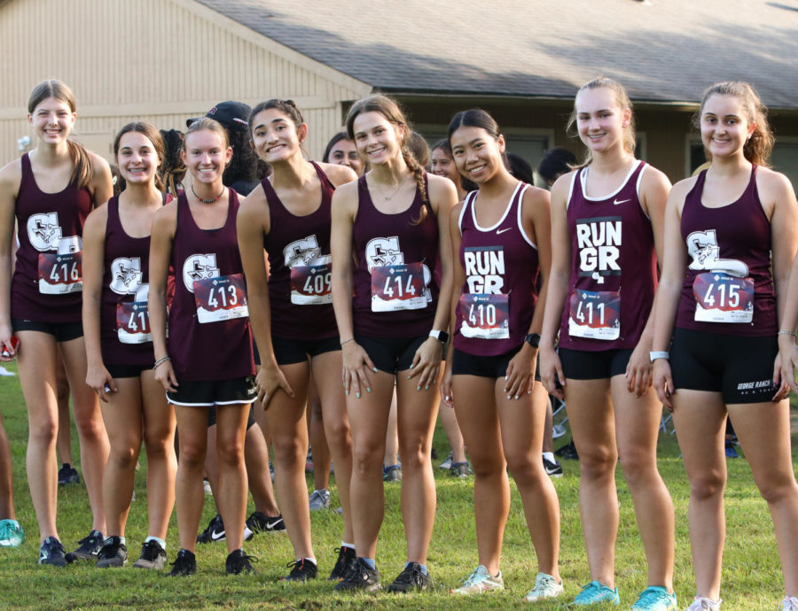 The+Junior+Varsity+girls+were+all+very+excited+to+get+their+own+race+over+with%21+