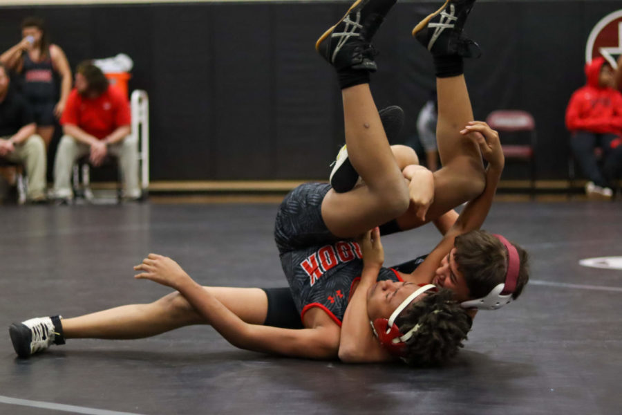Cradle! Liam Nuez (9) finishing off his cradle and getting that win.